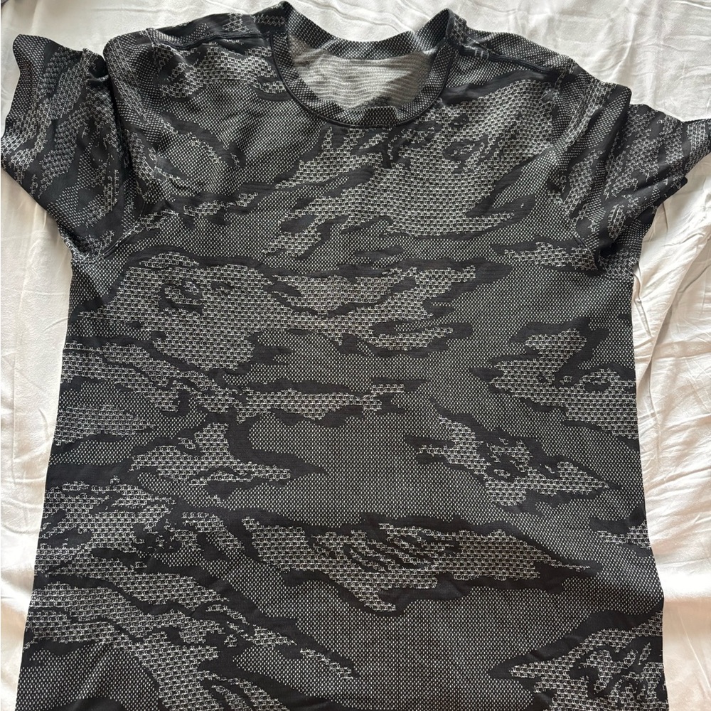 Lululemon Miami Metal Vent Tech Shirt